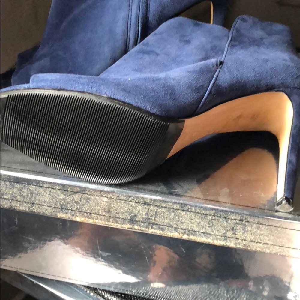 Shoes - Picture 4 of 4
